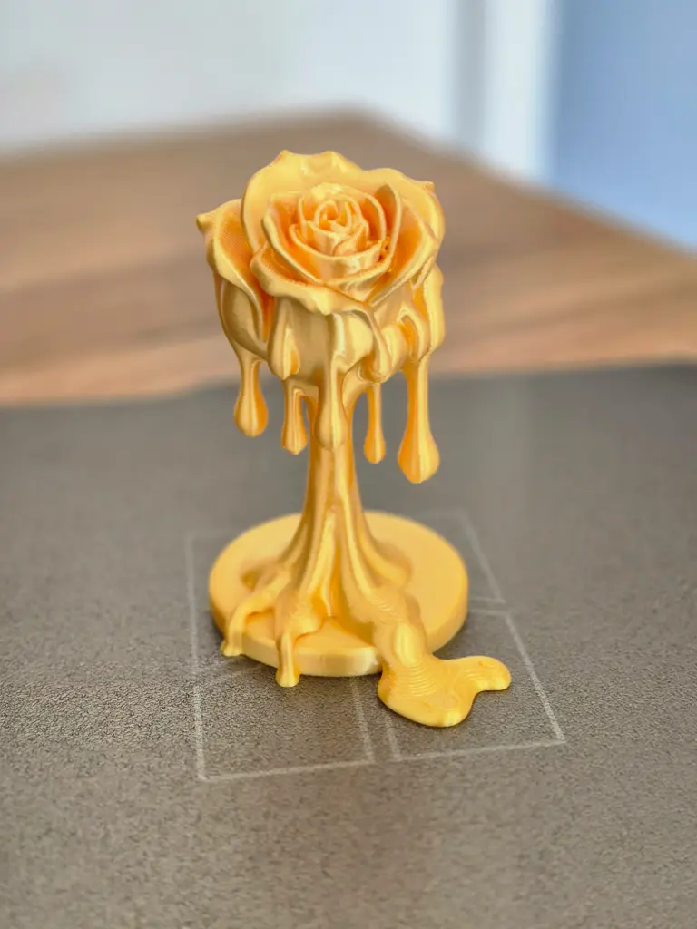 MELTING ROSE